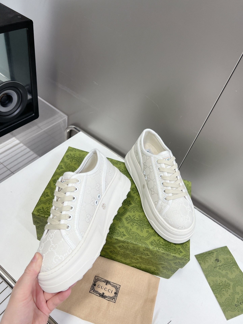 Gucci Casual Shoes